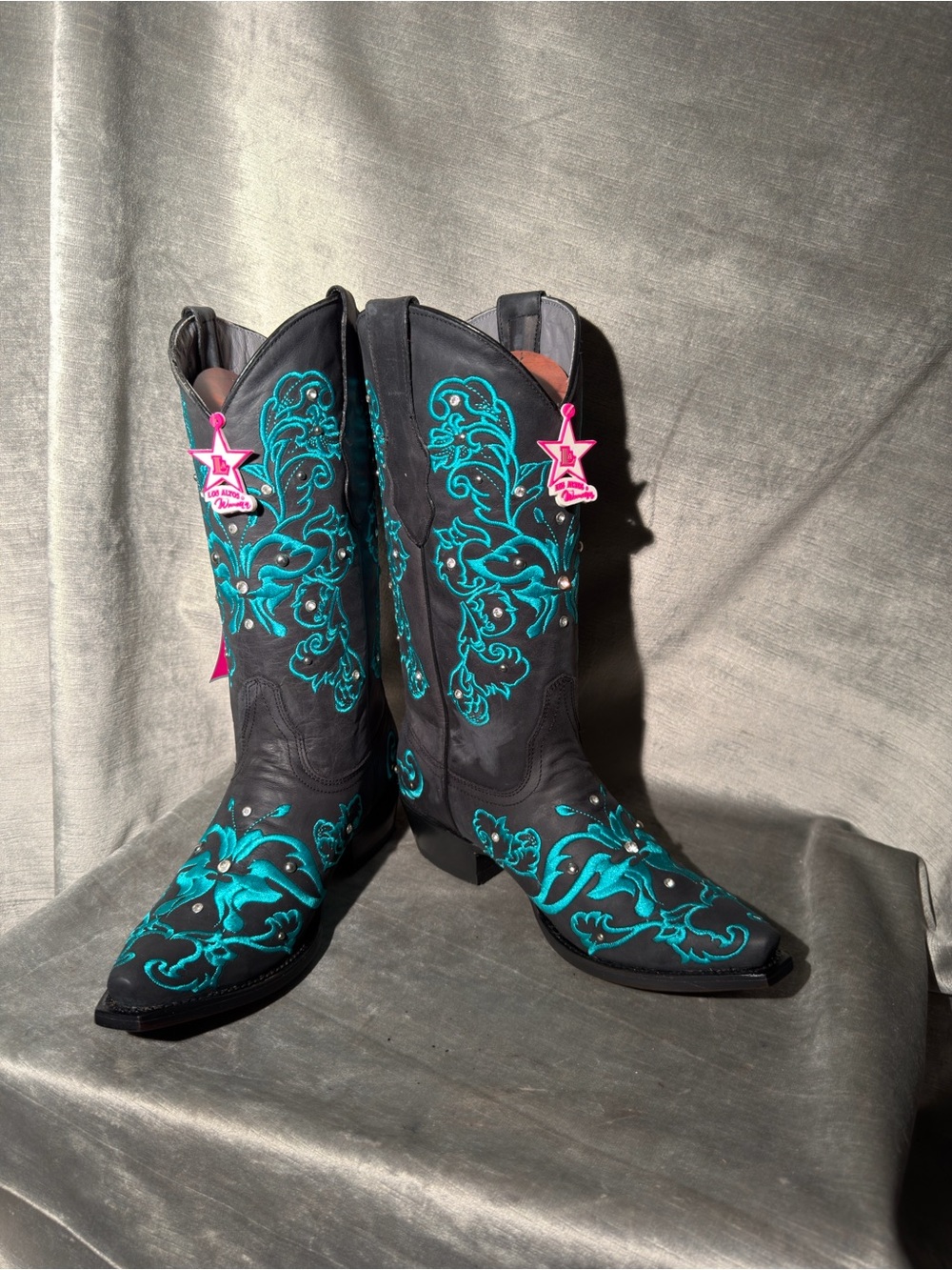Los Altos NEW Black Western Boots w/Turquoise Embroidery & Rhinestones. Size 8